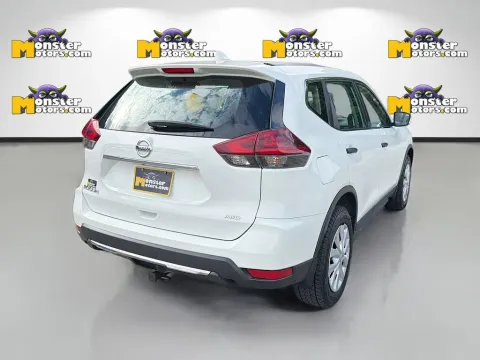 More photos of 2019 Nissan Rogue S at Monster Motors - Knoxville, TN, TN