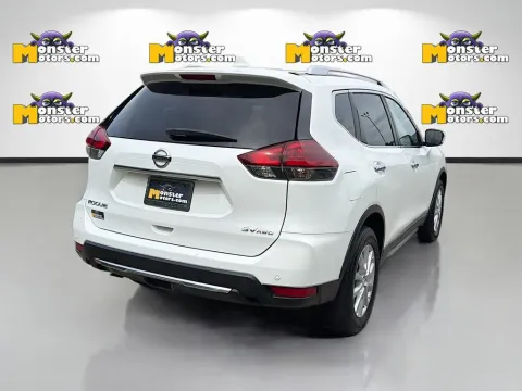 More photos of 2019 Nissan Rogue SV at Monster Motors - Knoxville, TN, TN