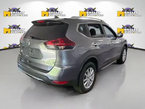 More photos of 2019 Nissan Rogue SL at Monster Motors - Knoxville, TN, TN