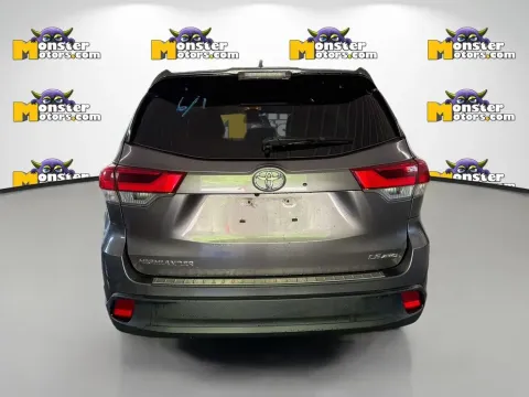 More photos of 2019 Toyota Highlander LE at Monster Motors - Knoxville, TN, TN