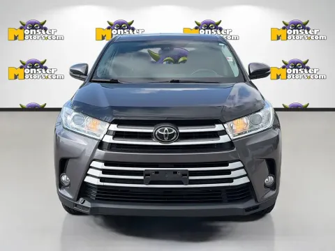 Photos of 2019 Toyota Highlander LE for sale in Louisville, TN at Monster Motors - Knoxville, TN