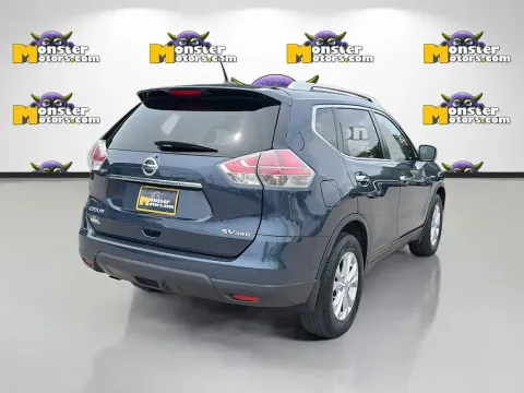 More photos of 2016 Nissan Rogue SL at Monster Motors - Knoxville, TN, TN