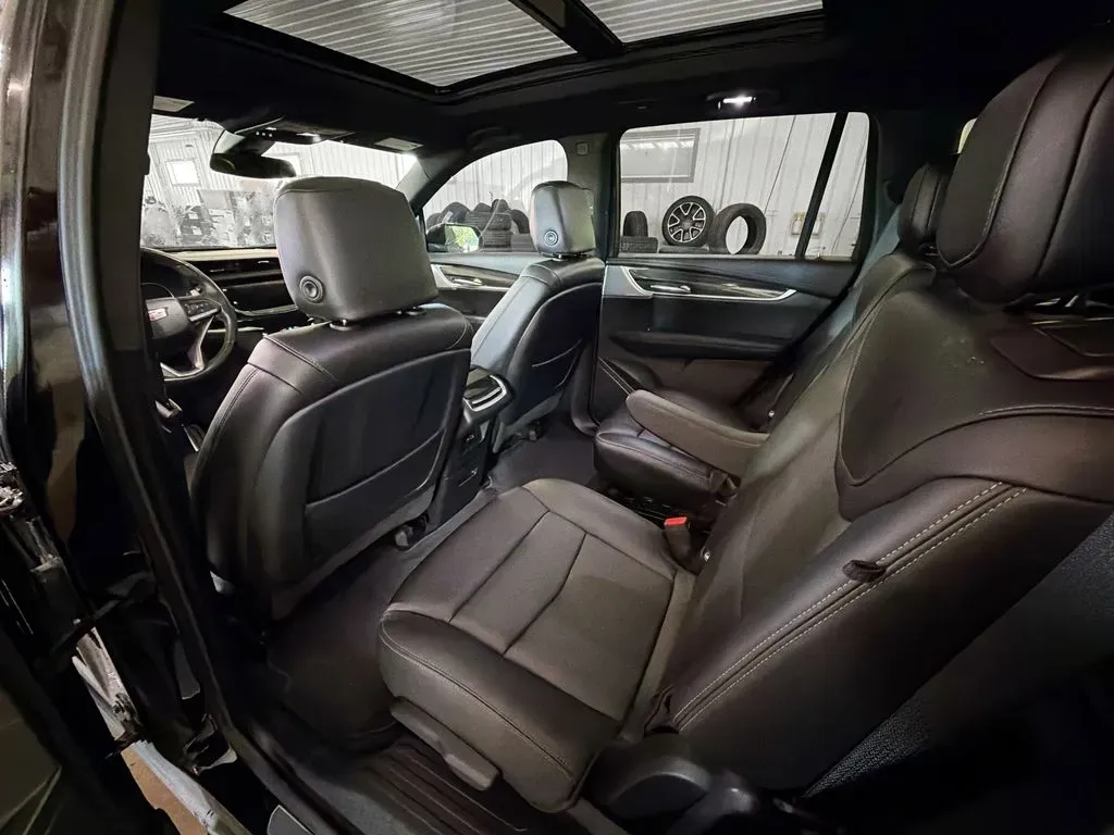 2023 Cadillac XT6 Sport - Photo 9