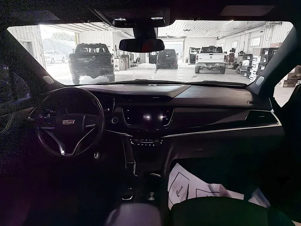 2023 Cadillac XT6 Sport - Photo 10