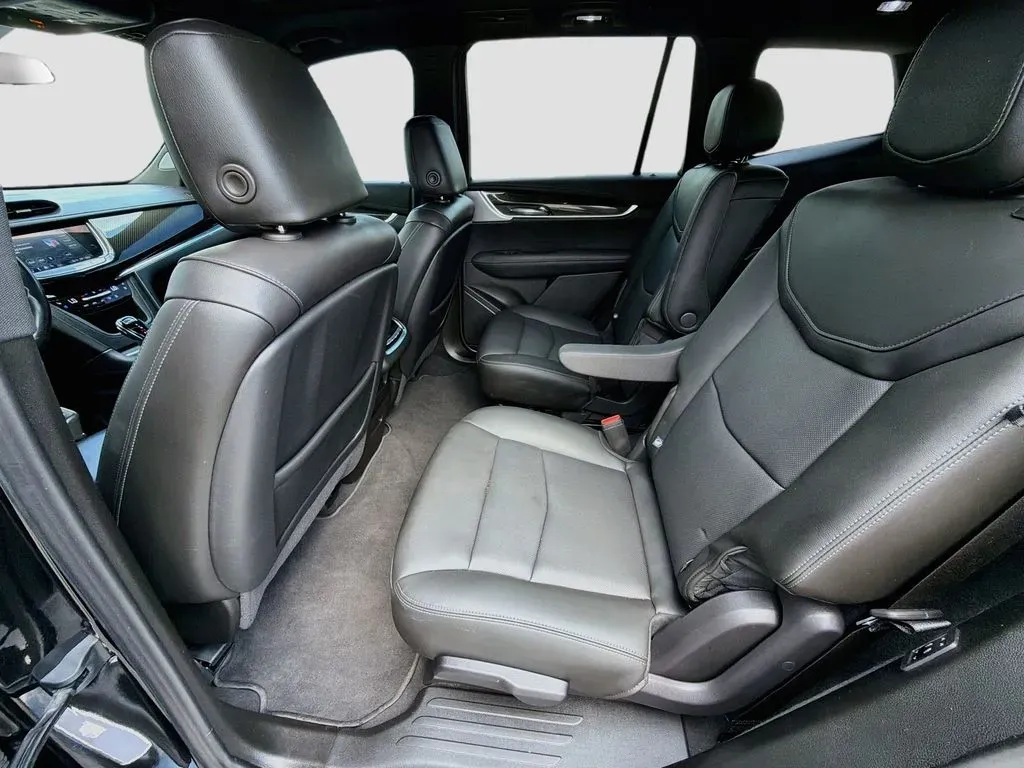 2023 Cadillac XT6 Sport - Photo 29
