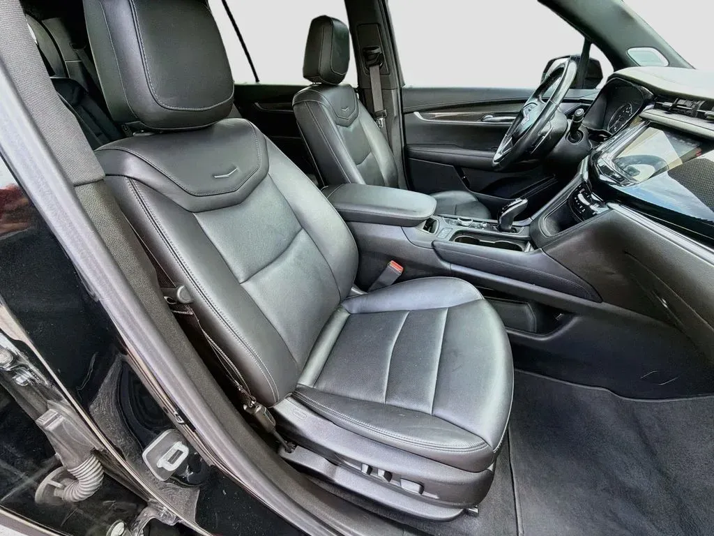 2023 Cadillac XT6 Sport - Photo 34