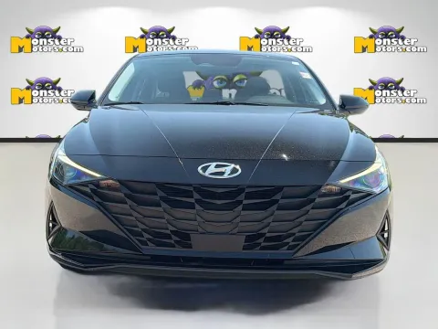 Photos of 2022 Hyundai Elantra SEL for sale in Louisville, TN at Monster Motors - Knoxville, TN
