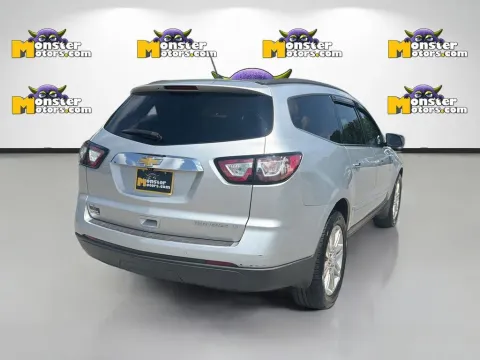 More photos of 2014 Chevrolet Traverse LT at Monster Motors - Knoxville, TN, TN