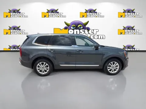 More photos of 2020 Kia Telluride LX at Monster Motors - Knoxville, TN, TN