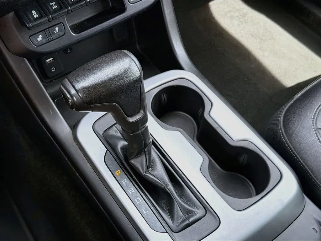 2018 Chevrolet Colorado ZR2 - Photo 18