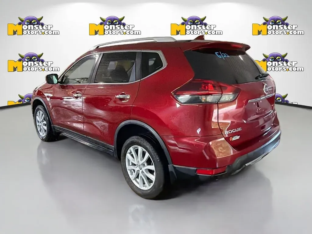 2019 Nissan Rogue SV - Photo 6