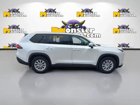 More photos of 2024 Toyota Grand Highlander XLE at Monster Motors - Knoxville, TN, TN