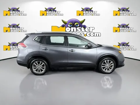 More photos of 2016 Nissan Rogue S at Monster Motors - Knoxville, TN, TN