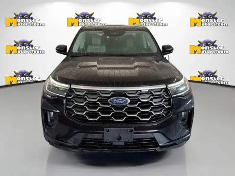 Photos of 2025 Ford Explorer Platinum for sale in Louisville, TN at Monster Motors - Knoxville, TN