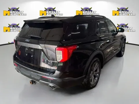 More photos of 2022 Ford Explorer XLT at Monster Motors - Knoxville, TN, TN