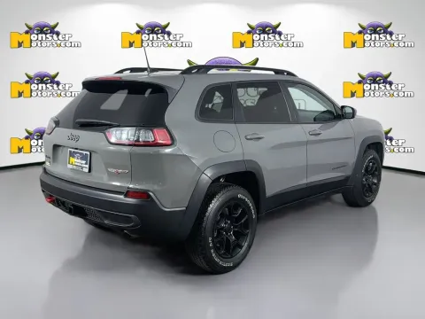 More photos of 2022 Jeep Cherokee Trailhawk at Monster Motors - Knoxville, TN, TN