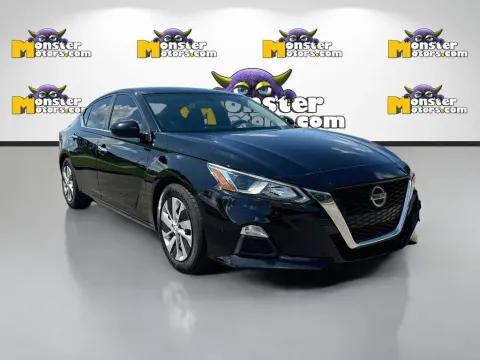 Another view of 2020 Nissan Altima 2.5 S for sale in Louisville, TN at Monster Motors - Knoxville, TN