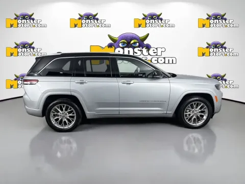 More photos of 2023 Jeep Grand Cherokee Summit at Monster Motors - Knoxville, TN, TN