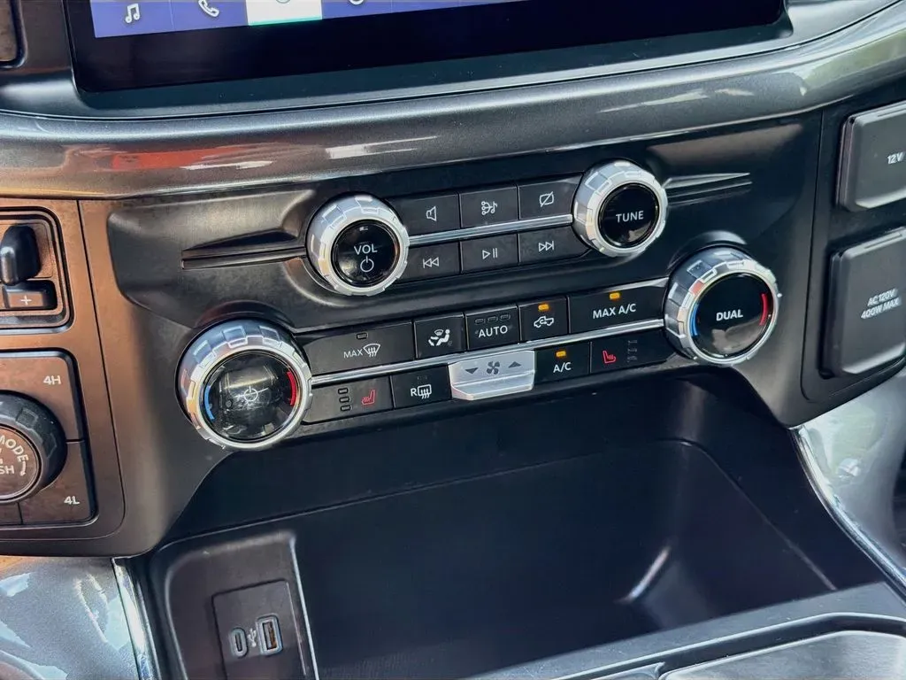 2023 Ford F-150 XLT - Photo 17