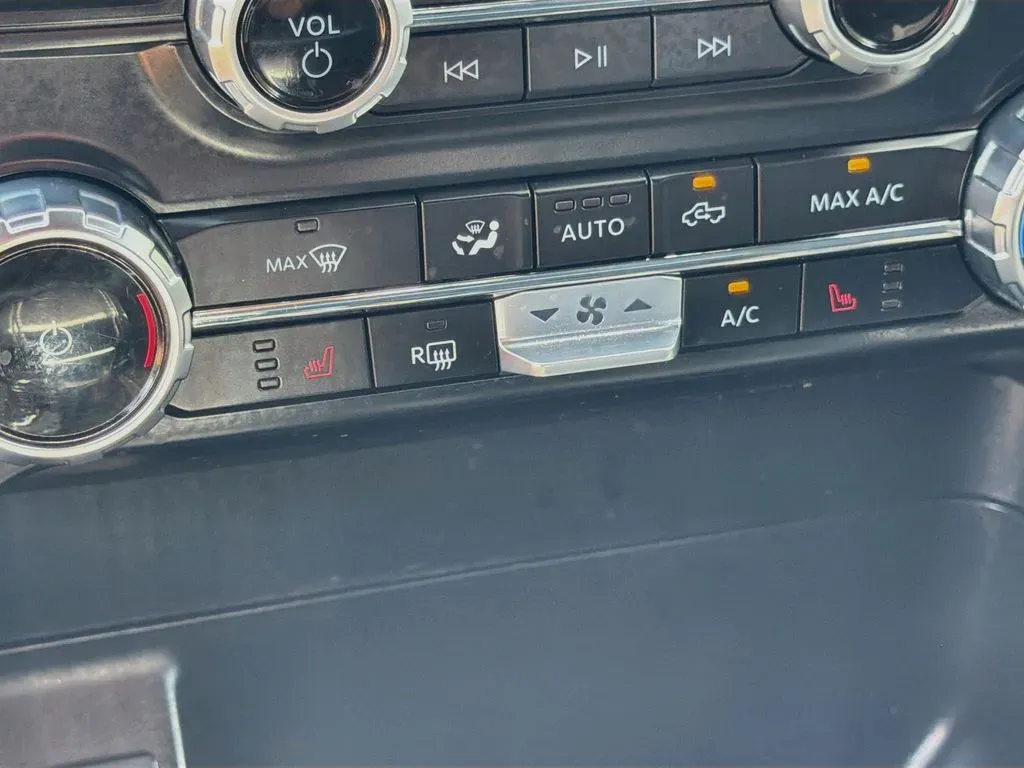 2023 Ford F-150 XLT - Photo 22