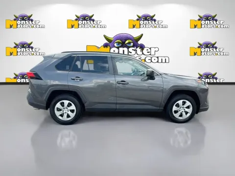 More photos of 2020 Toyota RAV4 LE at Monster Motors - Knoxville, TN, TN