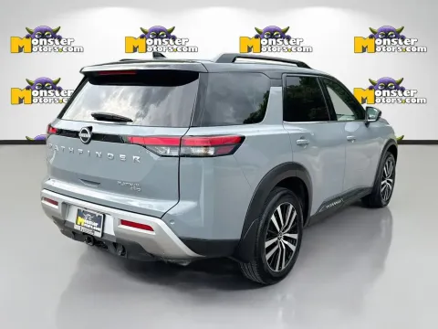 More photos of 2024 Nissan Pathfinder Platinum at Monster Motors - Knoxville, TN, TN