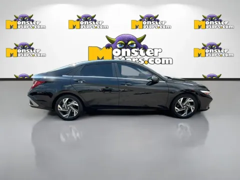 More photos of 2024 Hyundai Elantra Limited at Monster Motors - Knoxville, TN, TN
