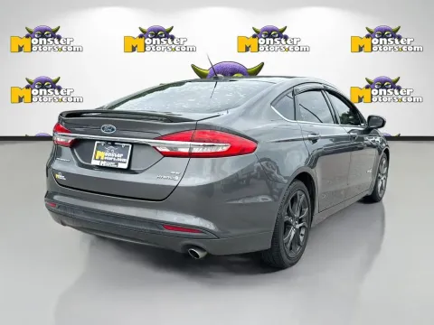 More photos of 2018 Ford Fusion Hybrid SE at Monster Motors - Knoxville, TN, TN