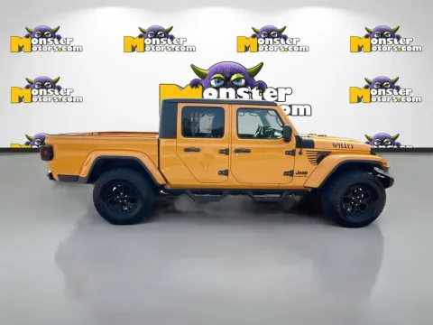 More photos of 2021 Jeep Gladiator Willys at Monster Motors - Knoxville, TN, TN