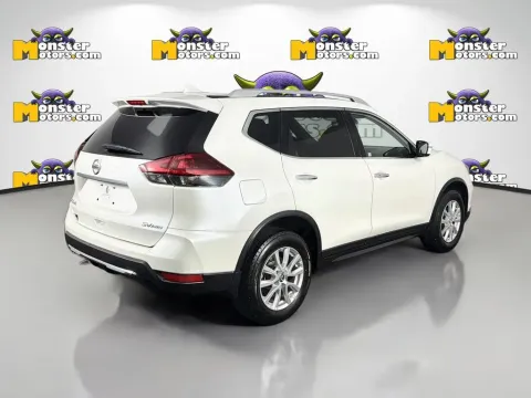 More photos of 2020 Nissan Rogue SV at Monster Motors - Knoxville, TN, TN