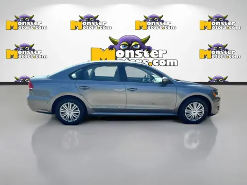 More photos of 2015 Volkswagen Passat 1.8T S at Monster Motors - Knoxville, TN, TN