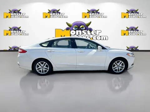 More photos of 2013 Ford Fusion SE at Monster Motors - Knoxville, TN, TN