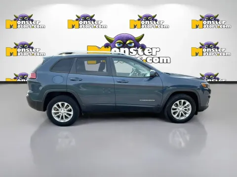 More photos of 2021 Jeep Cherokee Latitude at Monster Motors - Knoxville, TN, TN