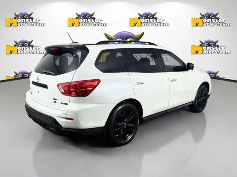 More photos of 2018 Nissan Pathfinder SL at Monster Motors - Knoxville, TN, TN