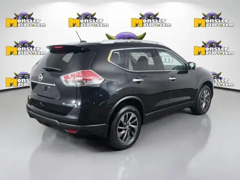 More photos of 2016 Nissan Rogue SL at Monster Motors - Knoxville, TN, TN