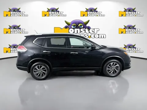 More photos of 2016 Nissan Rogue SL at Monster Motors - Knoxville, TN, TN
