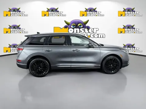 More photos of 2022 Lincoln Corsair Reserve at Monster Motors - Knoxville, TN, TN