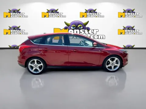 More photos of 2014 Ford Focus Titanium at Monster Motors - Knoxville, TN, TN