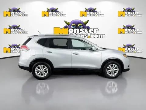 More photos of 2015 Nissan Rogue SV at Monster Motors - Knoxville, TN, TN