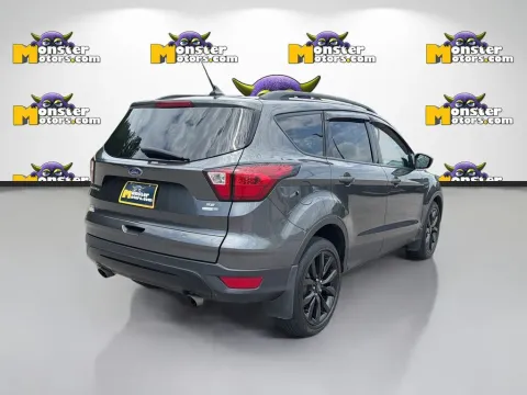 More photos of 2019 Ford Escape SE at Monster Motors - Knoxville, TN, TN