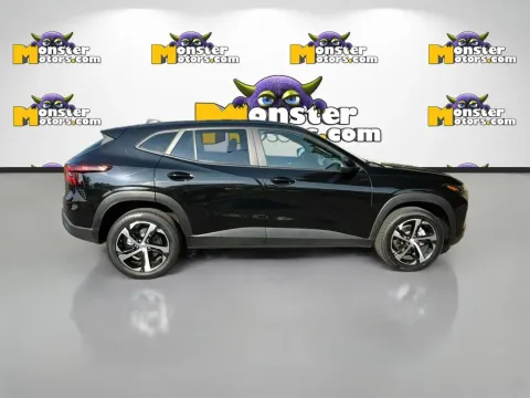 More photos of 2024 Chevrolet Trax 1RS at Monster Motors - Knoxville, TN, TN