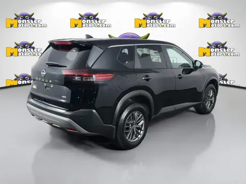 More photos of 2023 Nissan Rogue S at Monster Motors - Knoxville, TN, TN