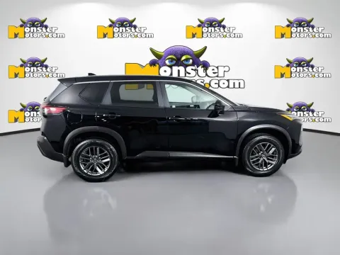 More photos of 2021 Nissan Rogue S at Monster Motors - Knoxville, TN, TN