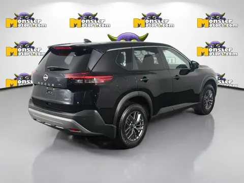 More photos of 2023 Nissan Rogue S at Monster Motors - Knoxville, TN, TN