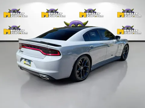 More photos of 2022 Dodge Charger SXT at Monster Motors - Knoxville, TN, TN