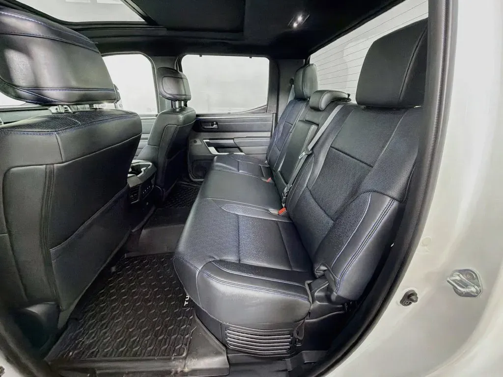 2024 Toyota Tundra Platinum - Photo 23