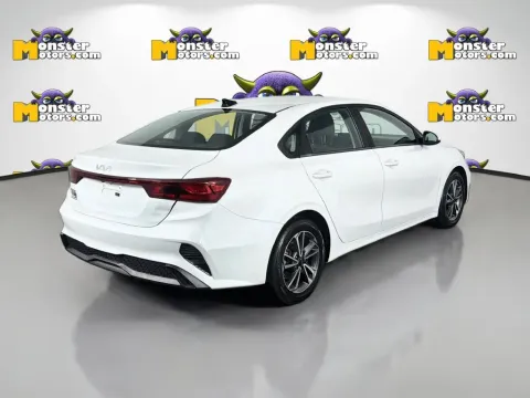 More photos of 2022 Kia Forte LXS at Monster Motors - Knoxville, TN, TN