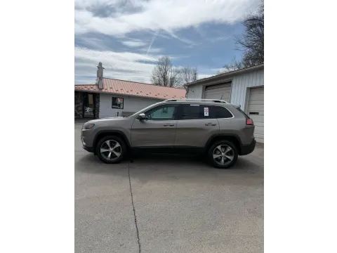 Photos of 2019 Jeep Cherokee Limited 4x4 for sale in Buckhannon, WV at Number One Auto Sales