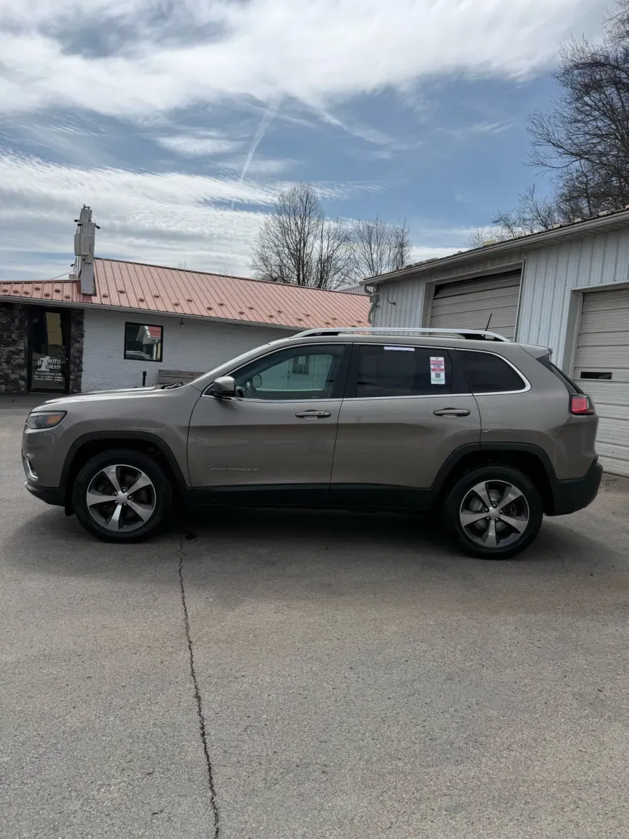 Photos of 2019 Jeep Cherokee Limited 4x4 for sale in Buckhannon, WV at Number One Auto Sales