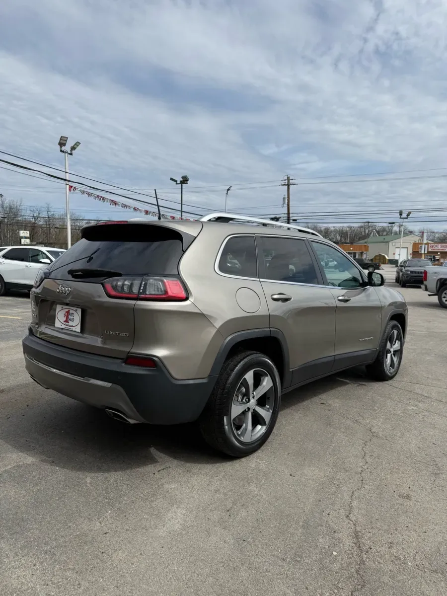 More photos of 2019 Jeep Cherokee Limited 4x4 at Number One Auto Sales, WV
